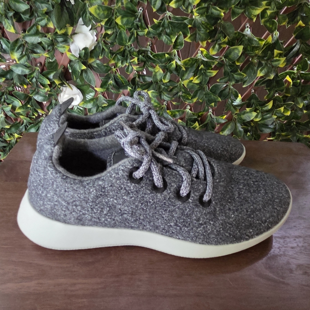 Allbirds Men’s Wool Runner Grey Natural Size 8